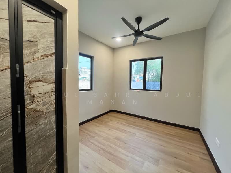Rumah Teres 1 Tingkat untuk Dijual di Laman Glenmarie (Shah Alam) - Saiful Bahri Abdul Manan - Interior - PropertyGuru.com.my