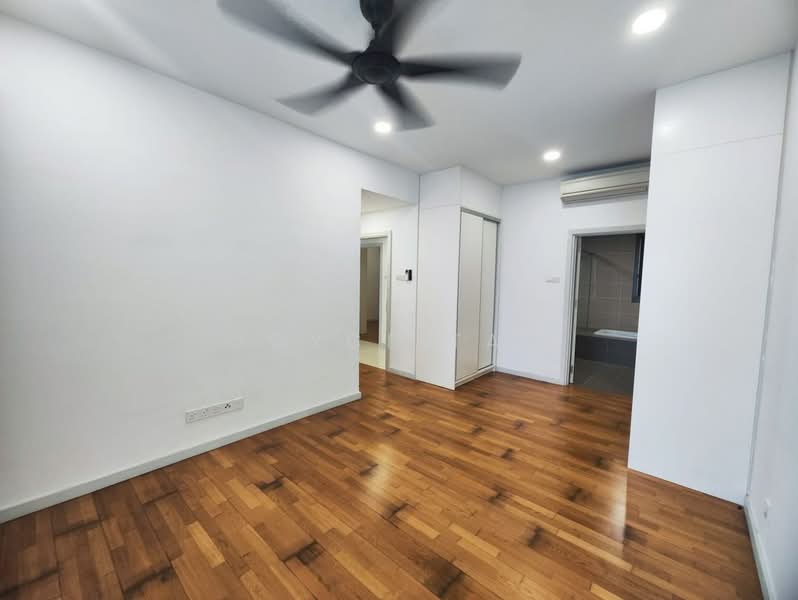 Condominium for Sale at Iskandar Residences - Joyce Tan - Bedroom - PropertyGuru.com.my