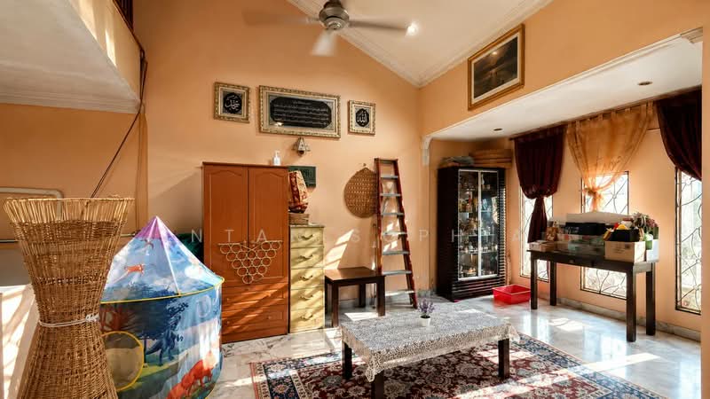 2-storey Terraced House for Sale in Usj 11 (Subang Jaya) - Intan Sophia - Living Room - PropertyGuru.com.my