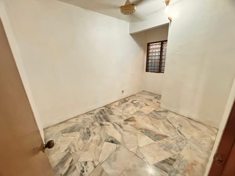 2-storey Terraced House for Sale in Bandar Country Homes (Rawang) - Alice Low - Interior - PropertyGuru.com.my
