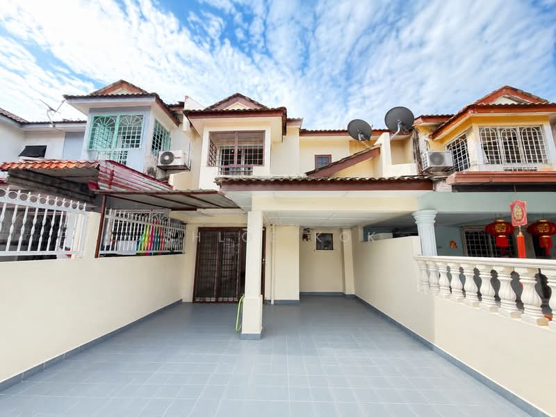 Terraced House for Sale in Bandar Country Homes (Rawang) - Chloe Kok - PropertyGuru.com.my
