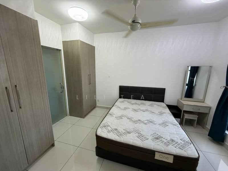 Service Residence for Sale at Residences @ 1 Tebrau - Lili Tea - Bedroom - PropertyGuru.com.my