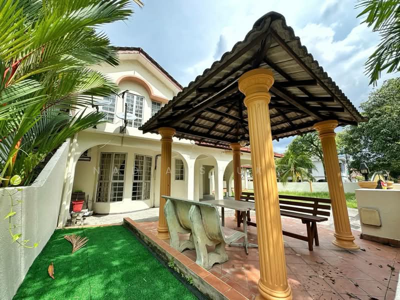 Semi-Detached House for Sale in Seksyen 9 (Shah Alam) - Nadia Shukri - Exterior - PropertyGuru.com.my