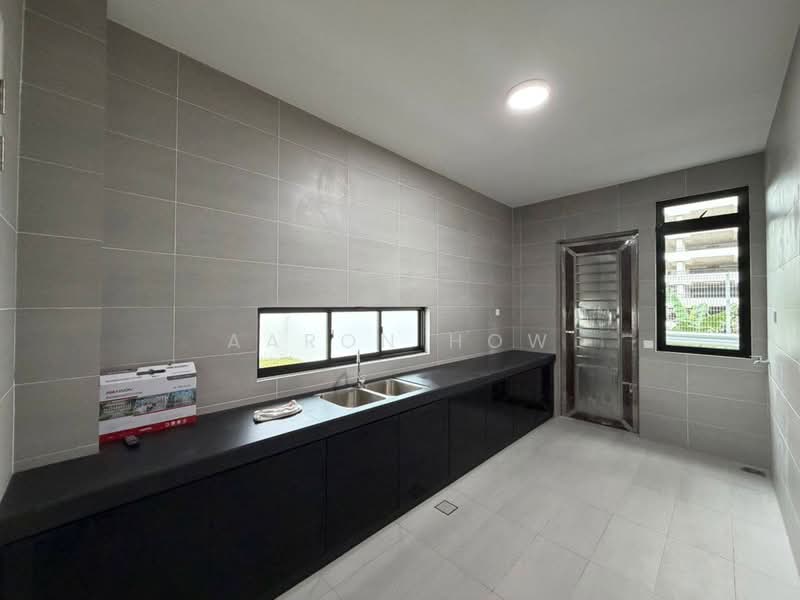 2-storey Terraced House for Rent in Bandar Seri Alam (Masai) - Aaron How - Kitchen - PropertyGuru.com.my