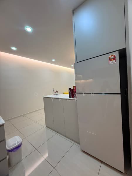 Kondominium untuk Disewa di Queens Residences Q1 @ Queens Waterfront - Qian Wen Yeap - Kitchen - PropertyGuru.com.my