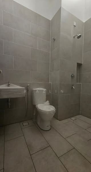 Terraced House for Sale in Sungai Buloh (Selangor) - R Azlin - PropertyGuru.com.my