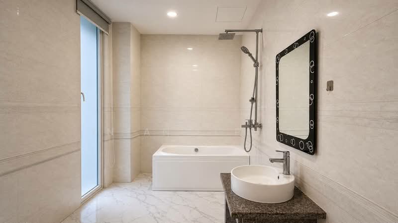 Bungalow for Sale in Usj 3 (Subang Jaya) - Intan Sophia - Bathroom - PropertyGuru.com.my