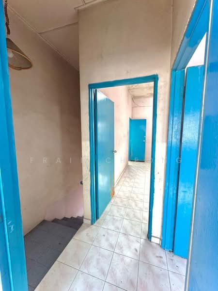 Rumah Teres 2 Tingkat untuk Dijual di Taman Bukit Jaya (Ulu Tiram) - Frain Cheong - Corridor - PropertyGuru.com.my