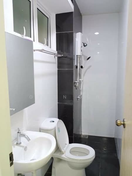 Kondominium untuk Disewa di The Clovers - Gyson Goh - Bathroom - PropertyGuru.com.my