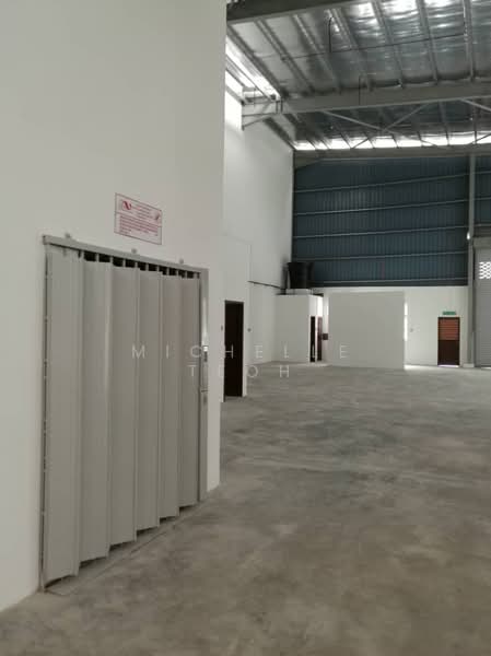 Semi-D Factory for Rent in Kawasan Perindustrian Bukit Serdang (Seri Kembangan) - Michelle Teoh - Interior - PropertyGuru.com.my