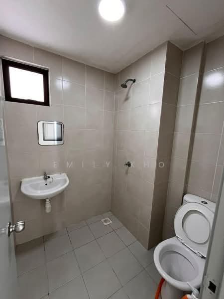 Pangsapuri untuk Disewa di Suria Ixora - Emily Kho - Bathroom - PropertyGuru.com.my