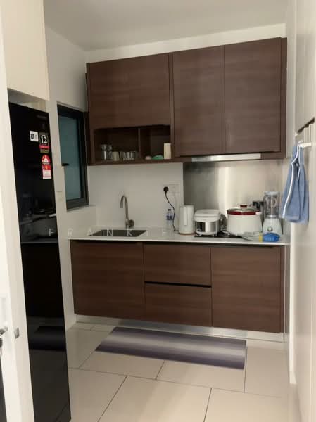 Servis Apartment untuk Disewa di Three33 Residence - Frankie Sing - Kitchen - PropertyGuru.com.my
