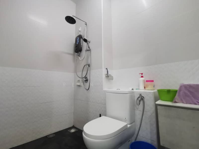 2-storey Terraced House for Sale in Kota Masai (Pasir Gudang) - Rean Goh - Bathroom - PropertyGuru.com.my