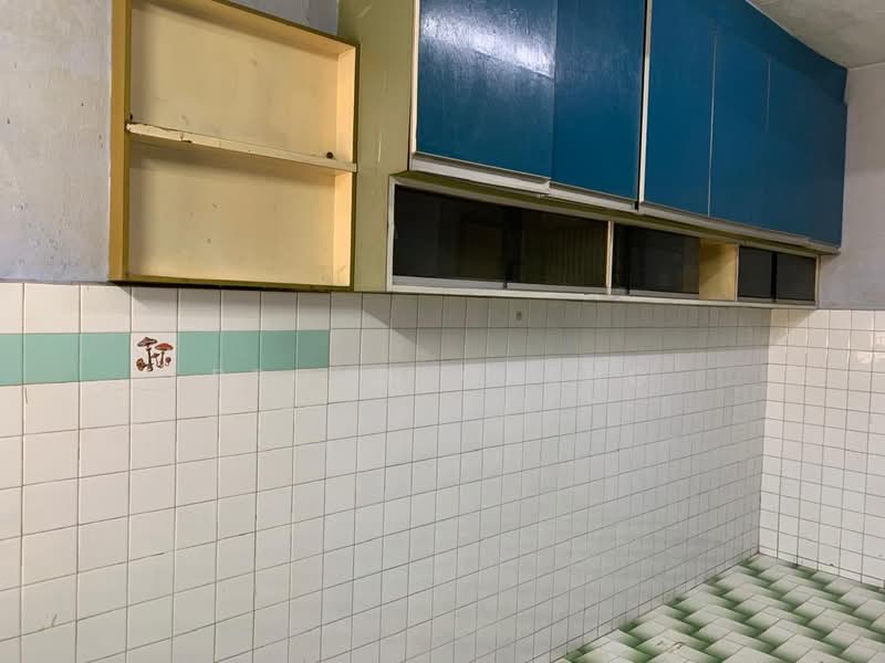 1-storey Terraced House for Rent in Taman Pelangi (Johor Bahru) - Brown Cheng - Kitchen - PropertyGuru.com.my