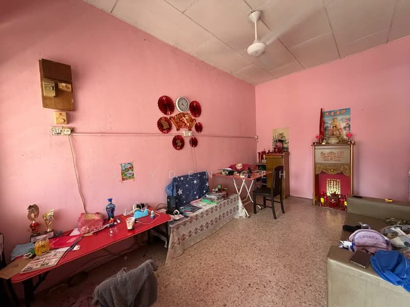 1-storey Terraced House for Sale in Alor Setar (Kedah) - Jayden Geh - Living Room - PropertyGuru.com.my