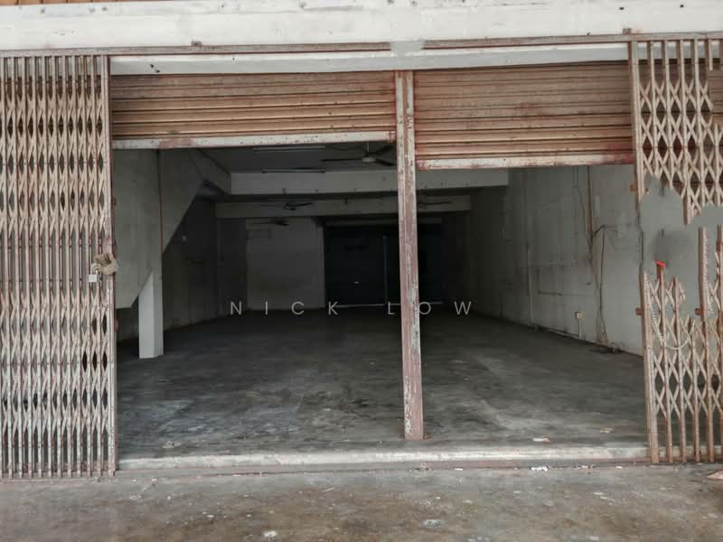 Kedai untuk Disewa di Taman Perling (Perling) - Nick Low - Interior - PropertyGuru.com.my