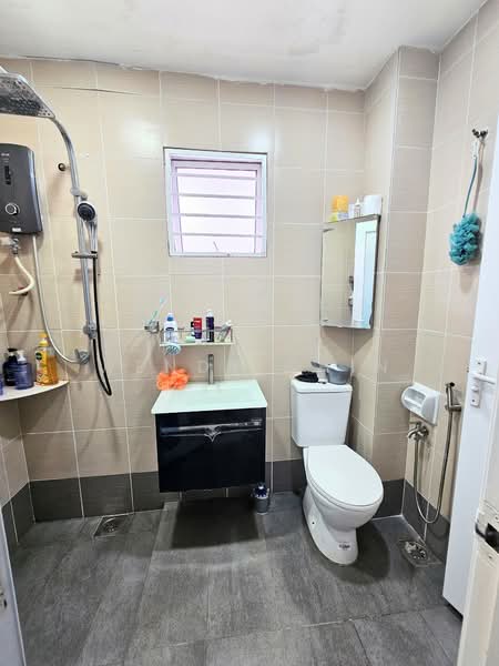 2-storey Terraced House for Sale in TAMAN PUCHONG UTAMA (Puchong) - Wendy Chin - Bathroom - PropertyGuru.com.my