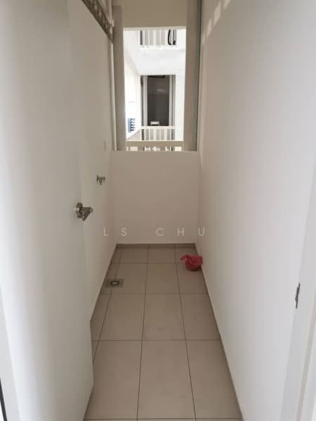 Servis Apartment untuk Dijual di The Tresor @ Gravit8 - LS Chu - Corridor - PropertyGuru.com.my