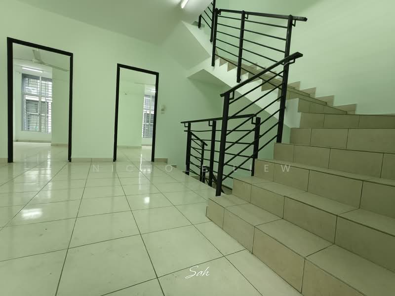 3-storey Terraced House for Sale in Taman Bangi Avenue (Bangi) - Nichole Liew - Interior - PropertyGuru.com.my