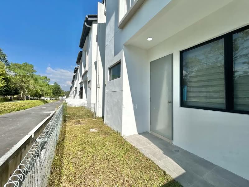 Rumah Teres 2 Tingkat untuk Disewa di Kajang (Selangor) - Sarah . - Exterior - PropertyGuru.com.my