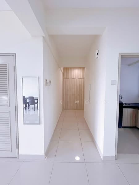 Servis Apartment untuk Disewa di SetiaWalk - Felix Wong - Corridor - PropertyGuru.com.my