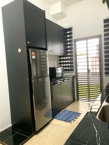 Cluster House for Rent in Hulu Langat (Selangor) - Terry Yee - Kitchen - PropertyGuru.com.my