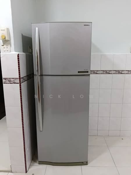 1-storey Terraced House for Rent in Taman Pelangi (Johor Bahru) - Nick Low - Kitchen - PropertyGuru.com.my