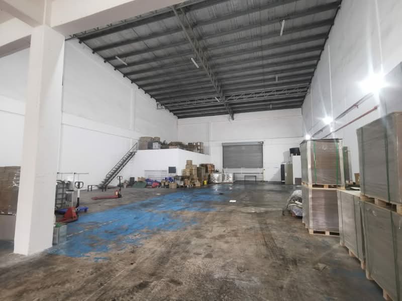 Factory for Rent in Taman Perindustrian Bukit Serdang (Seri Kembangan) - Xinzi Yew - Interior - PropertyGuru.com.my