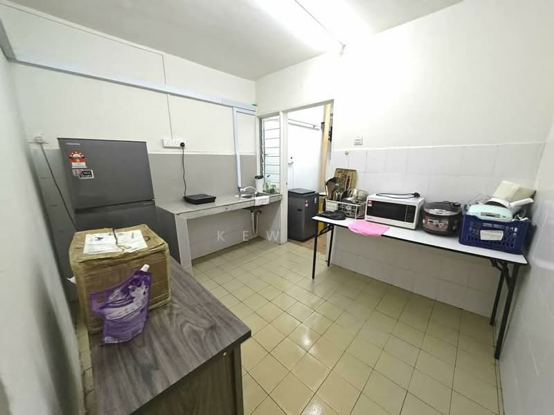 Pangsapuri untuk Disewa di Plaza Metro Prima - Kew . - Kitchen - PropertyGuru.com.my