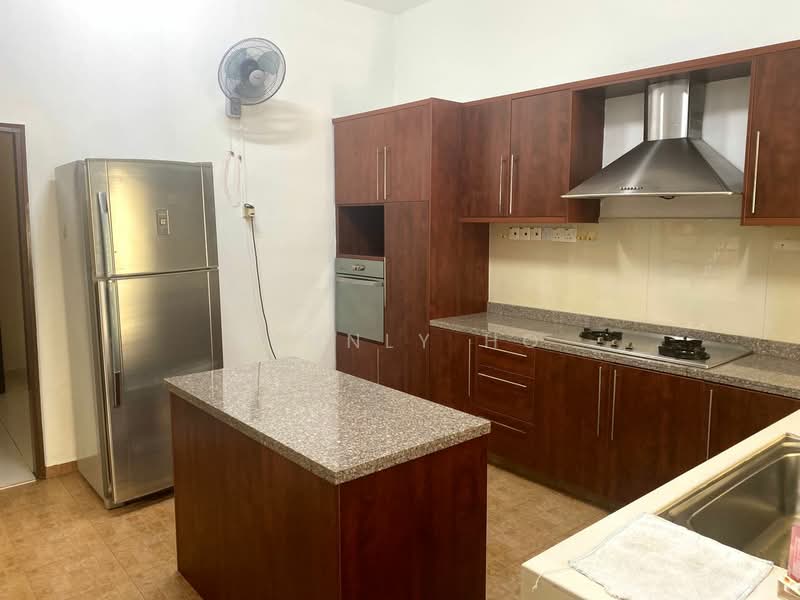 Rumah Teres 2 Tingkat untuk Disewa di Damansara Jaya (Petaling Jaya) - Kennly Ho - Kitchen - PropertyGuru.com.my