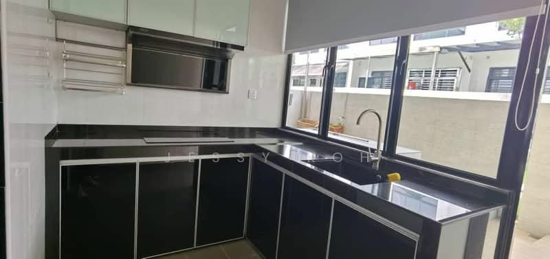 2-storey Terraced House for Rent in Johor Bahru (Johor) - Jessy Koh - Kitchen - PropertyGuru.com.my