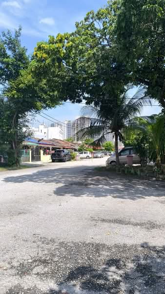 2-storey Terraced House for Sale in Kelana Jaya (Petaling Jaya) - Jackie Tan - Exterior - PropertyGuru.com.my