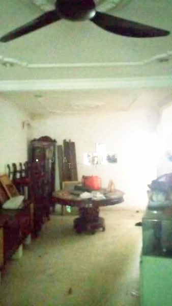 2-storey Terraced House for Sale in Kelana Jaya (Petaling Jaya) - Jackie Tan - Living Room - PropertyGuru.com.my