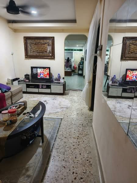 1-storey Terraced House for Sale in Bandar Baru Uda (Johor Bahru) - Melinda Ee - Living Room - PropertyGuru.com.my