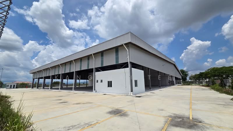 Detached Factory for Rent in Kawasan Perusahaan Nilai 3 (Nilai) - Kang Hai Tee - Exterior - PropertyGuru.com.my