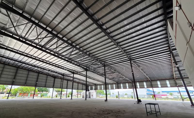 Detached Factory for Rent in Kawasan Perusahaan Nilai 3 (Nilai) - Kang Hai Tee - Interior - PropertyGuru.com.my