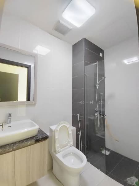 Service Residence for Rent at Wave @ Marina Cove - Kelvin Chop - Bathroom - PropertyGuru.com.my