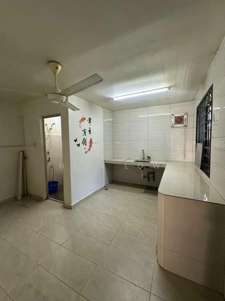2-storey Terraced House for Rent in Saleng (Senai) - Nick Low - Kitchen - PropertyGuru.com.my