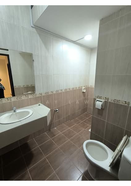 2-storey Terraced House for Sale in Tabuan Jaya Baru (Kuching) - Jay Law - Bathroom - PropertyGuru.com.my