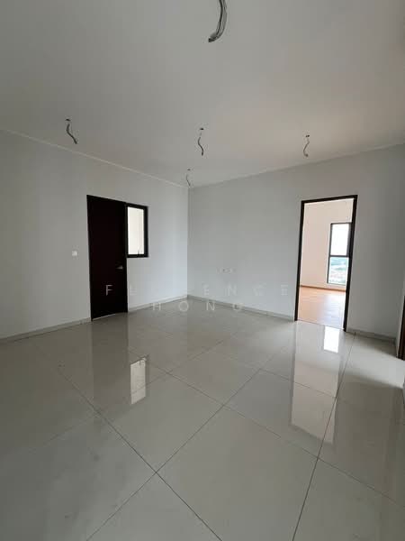 Condominium for Sale at Kings Bay @ Country Garden Danga Bay - Florence Hong - Interior - PropertyGuru.com.my