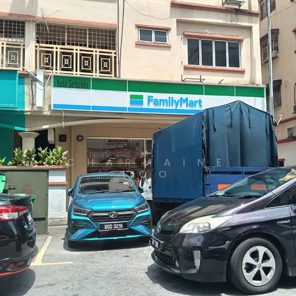 Kedai untuk Dijual di Taman Sri Manja (Petaling Jaya) - Charmaine Loo - Exterior - PropertyGuru.com.my