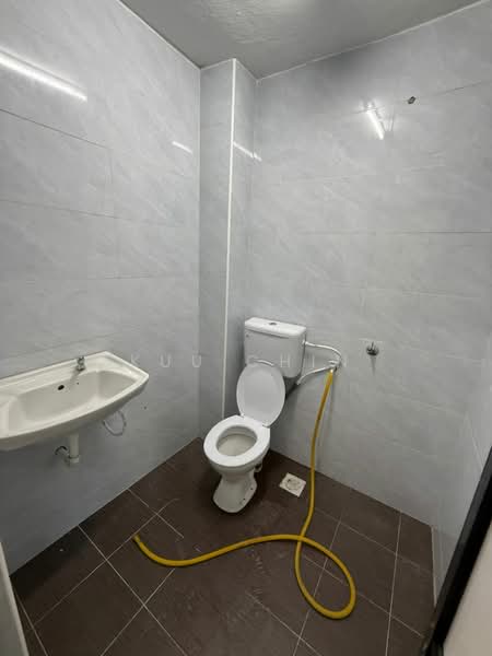 Rumah Teres 2 Tingkat untuk Dijual di Taman Sri Muhibbah (Kulai) - Kuu Chin - Bathroom - PropertyGuru.com.my