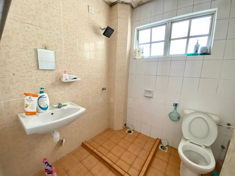 Rumah Teres 2 Tingkat untuk Dijual di Putrajaya (Putrajaya) - Amzar Faiz - Bathroom - PropertyGuru.com.my