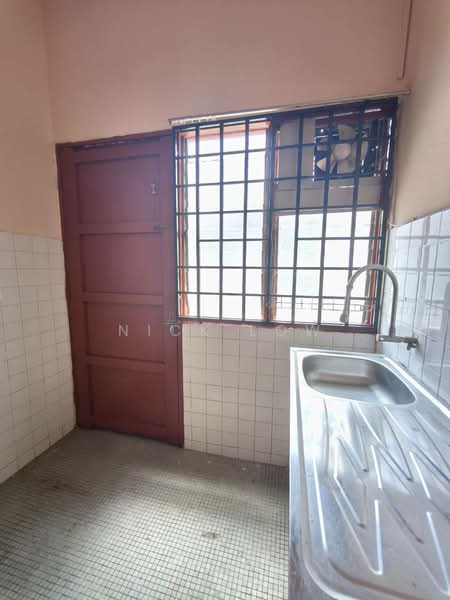 Rumah Teres 1 Tingkat untuk Disewa di Taman Sri Pulai Perdana (Skudai) - Nick Low - Kitchen - PropertyGuru.com.my