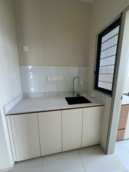 Servis Apartment untuk Disewa di Seiring Residensi - Emily Kho - Kitchen - PropertyGuru.com.my