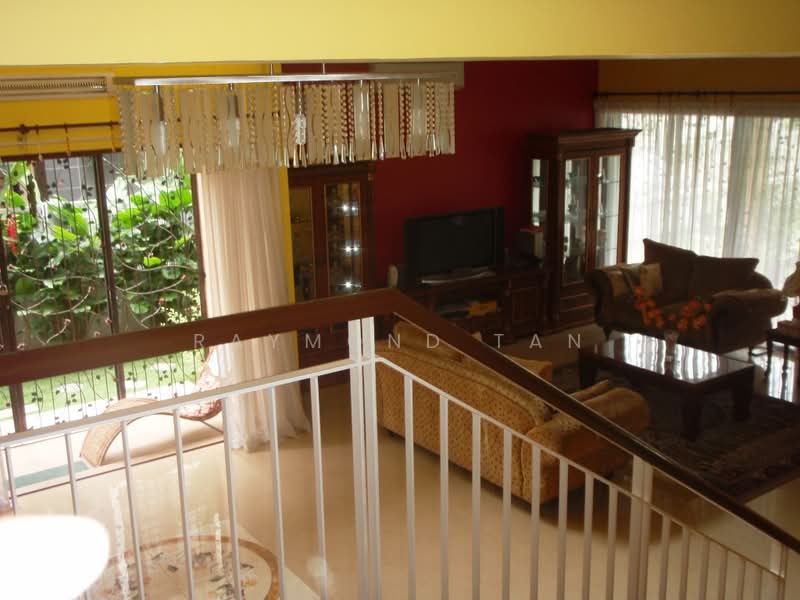 Rumah Berkembar untuk Dijual di Petaling Jaya (Selangor) - Raymond Tan - Living Room - PropertyGuru.com.my
