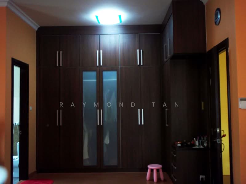 Rumah Berkembar untuk Dijual di Petaling Jaya (Selangor) - Raymond Tan - Bedroom - PropertyGuru.com.my