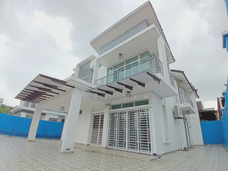 Semi-Detached House for Sale in Taman Mutiara Rini (Skudai) - Ruby Tan - Exterior - PropertyGuru.com.my