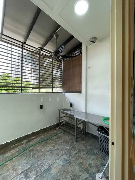 2-storey Terraced House for Rent in Bandar Kinrara Seksyen 1 (Bandar Kinrara) - Terry Yee - Balcony - PropertyGuru.com.my