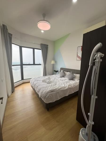 Service Residence for Sale at Kings Bay @ Country Garden Danga Bay - Florence Hong - Bedroom - PropertyGuru.com.my